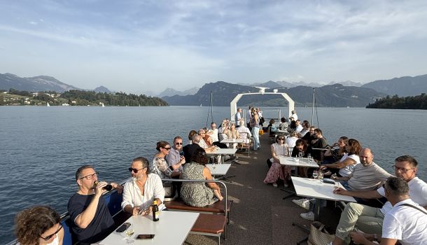 Gelungener Partneranlass direkt am See